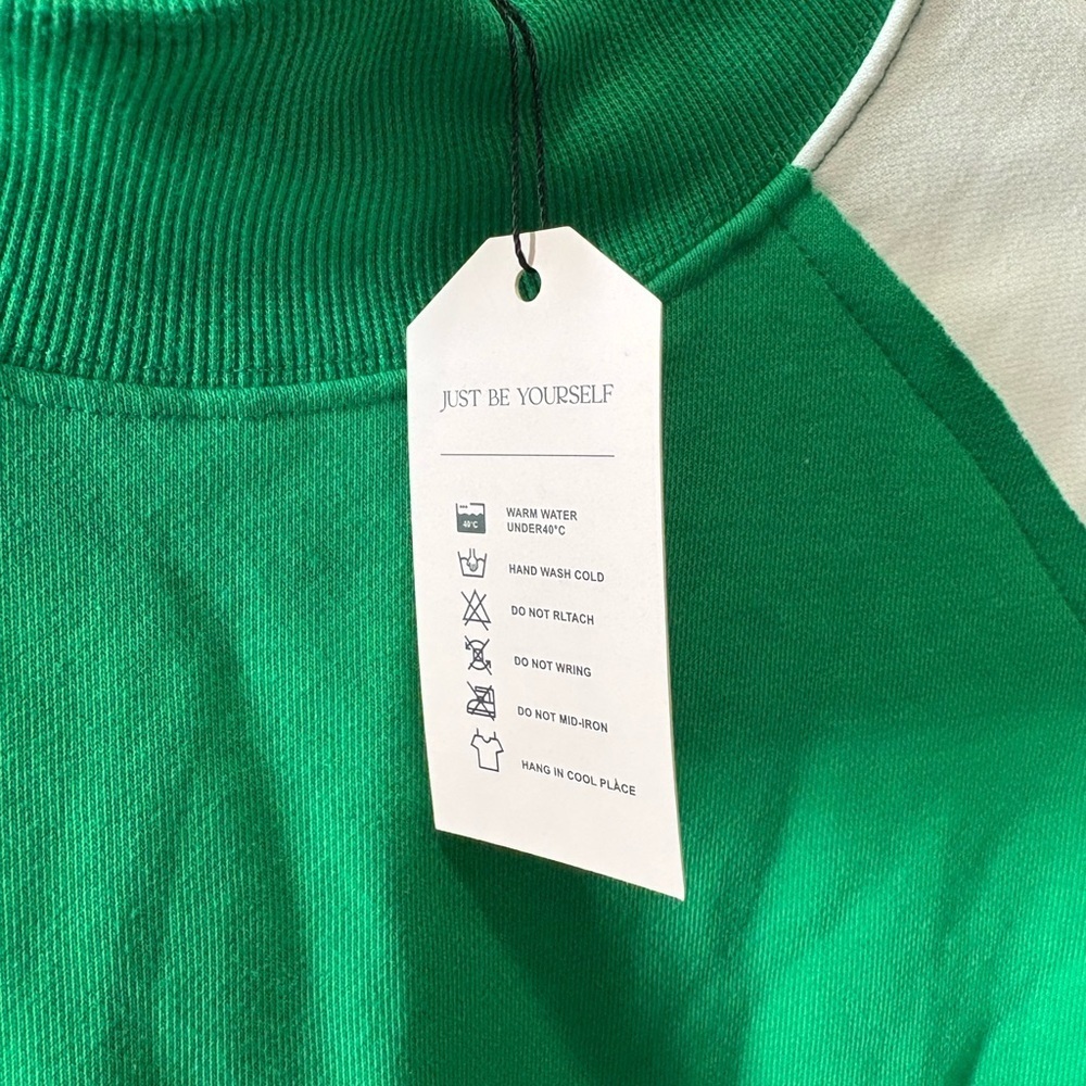 Green and White Long Sleeve mock Neck Sweatshirt - Picture 2 of 3